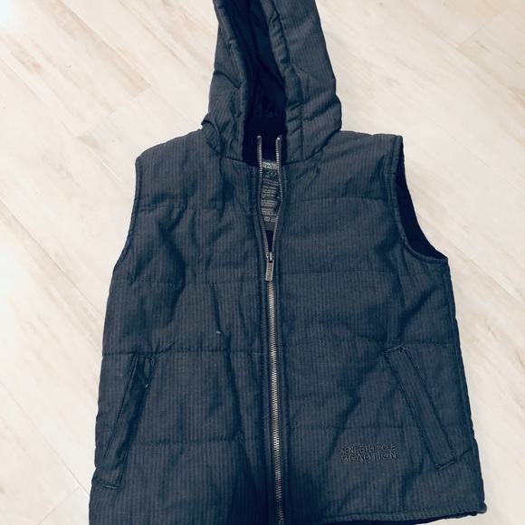 Kenneth Cole boys Small Vest - Picture 1 of 4